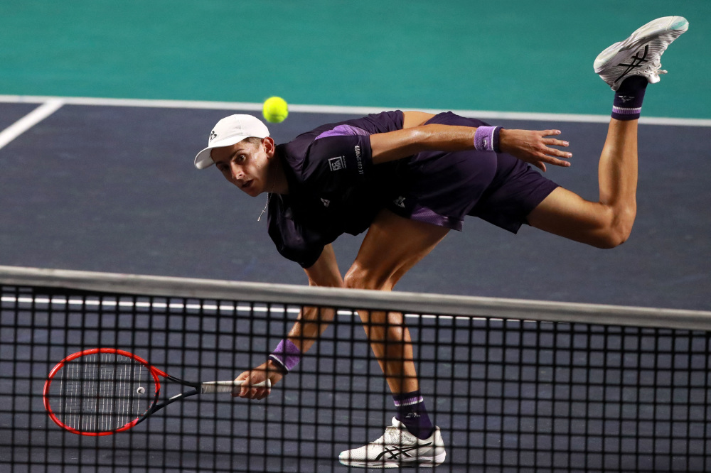 育赛场上 育赛场上