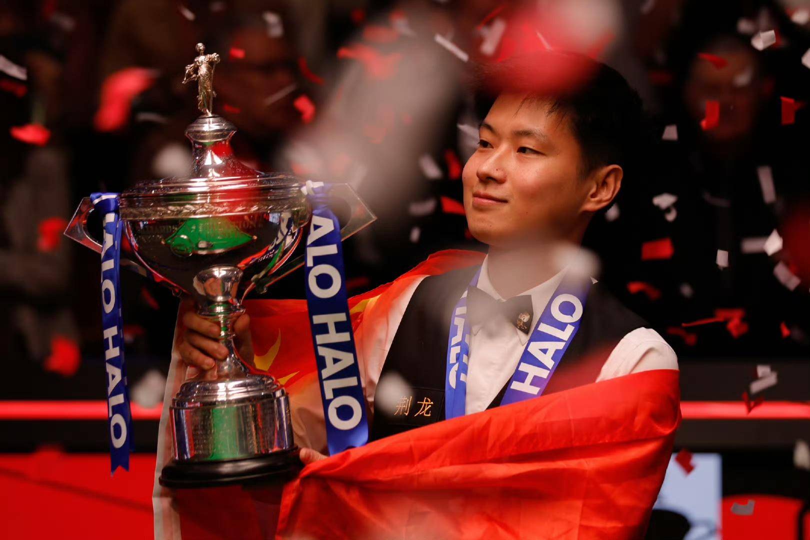 贴身防守的 贴身防守的