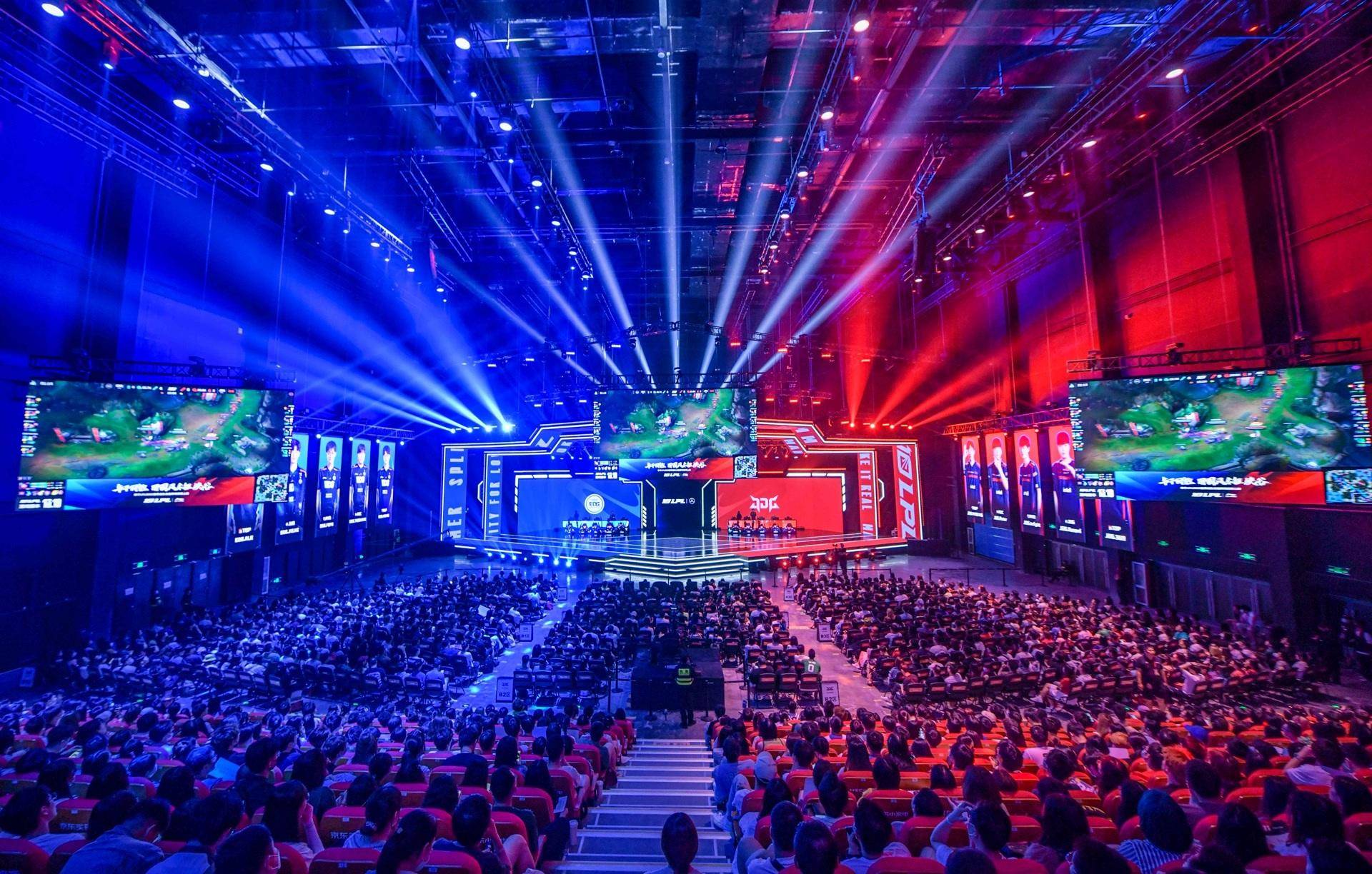 的亚马尔父 的亚马尔父