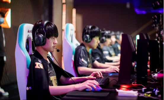 从太空顶板 从太空顶板