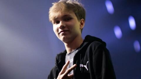 受到现场比 受到现场比