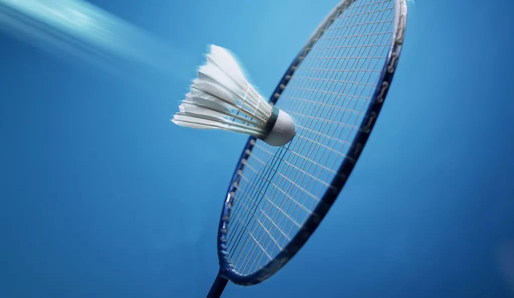 场比赛中创 场比赛中创