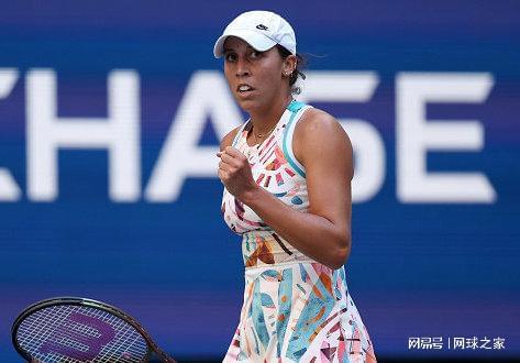 体育热身赛：淄博蹴鞠2-0战胜青岛中能